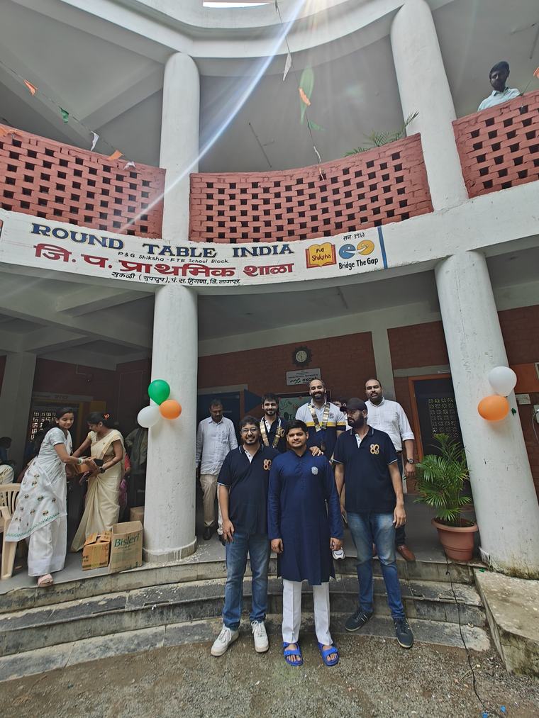 Students and Tablers at the school gate on Independence Day, 2024